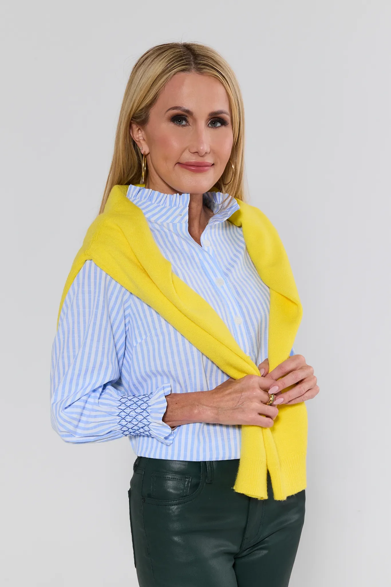 Cute Tops & Blouses on Sale
